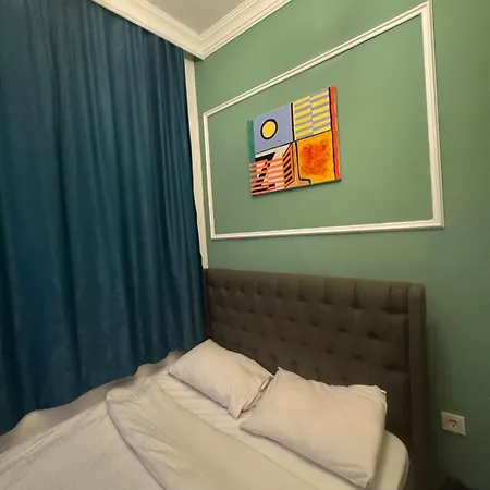 Veva Corner *